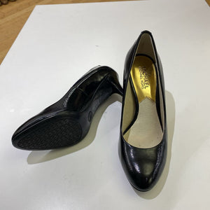 Michael Kors pumps 7