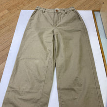 Load image into Gallery viewer, Sunday Best cropped chino pants 0
