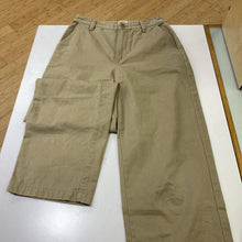 Load image into Gallery viewer, Sunday Best cropped chino pants 0
