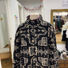 Load image into Gallery viewer, BDG teddy zip up M

