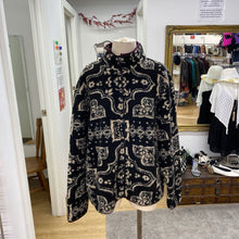Load image into Gallery viewer, BDG teddy zip up M
