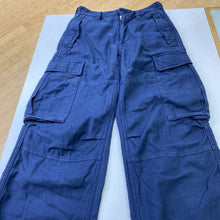 Load image into Gallery viewer, Wilfred cargo pants 00

