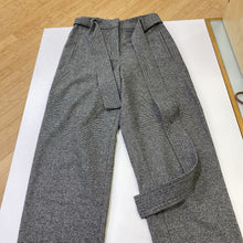 Load image into Gallery viewer, Wilfred belted pants 0
