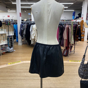 Babaton pull on pleather skirt S