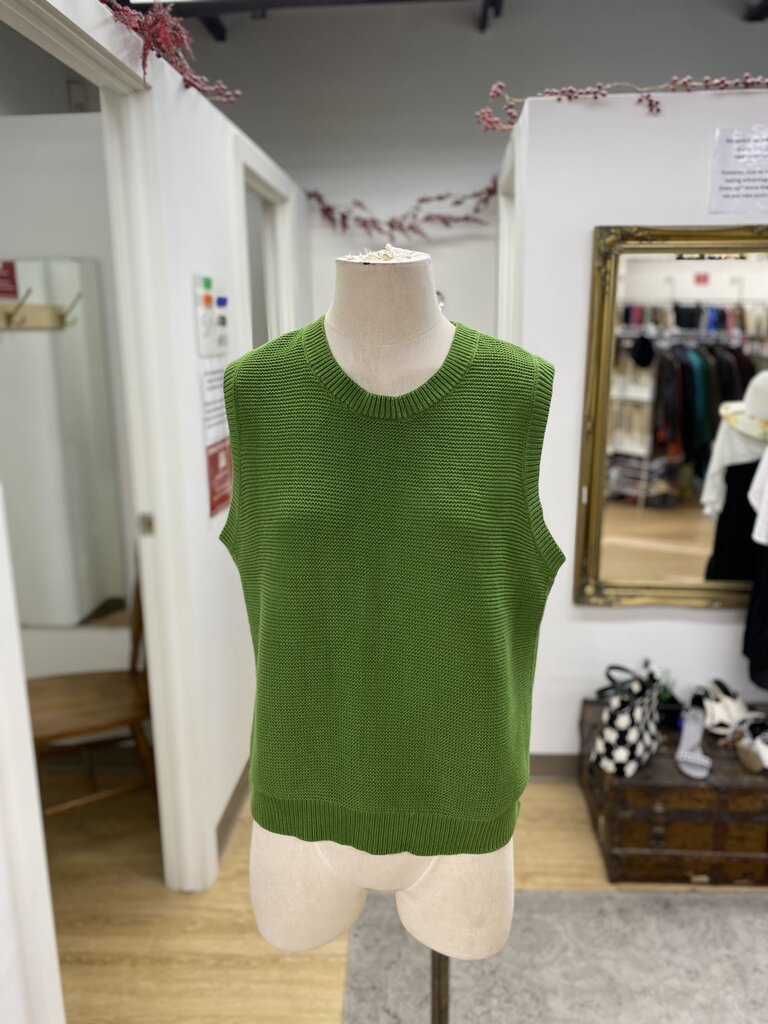 Banana Republic (outlet) sweater vest M