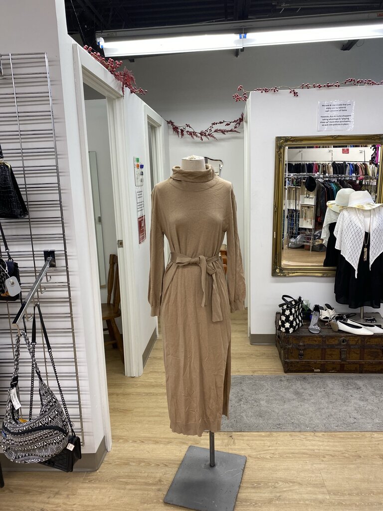 Babaton wool/blend knit dress M