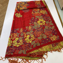 Load image into Gallery viewer, Pashmina reversible scarf

