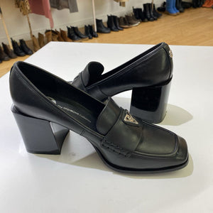 The Wishbone Collection block heel loafers 8