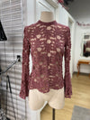Akemi+Kin lace top 6