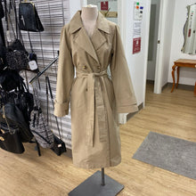Load image into Gallery viewer, Gap trench coat M NWT
