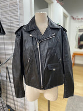 Load image into Gallery viewer, Leather man vintage biker jacket 44

