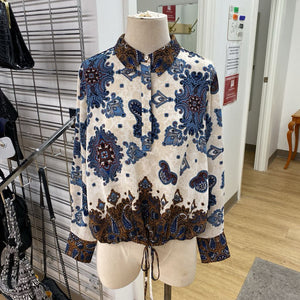 Melanie Lyne tie waist popover top 8