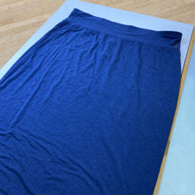 Load image into Gallery viewer, Life is Good pull on midi skirt XXL
