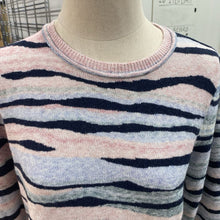 Load image into Gallery viewer, Nic &amp; Zoe cotton/blend puff sleeve sweater M
