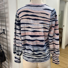 Load image into Gallery viewer, Nic &amp; Zoe cotton/blend puff sleeve sweater M
