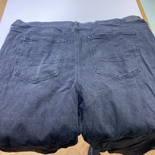 Load image into Gallery viewer, American Eagle Stovepipe jeans 20Short
