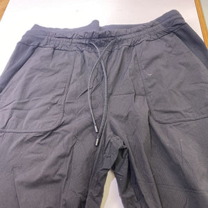 Lululemon pull on pants 16