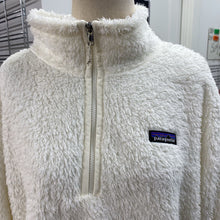 Load image into Gallery viewer, Patagonia fuzzy 1/4 zip sweater XL
