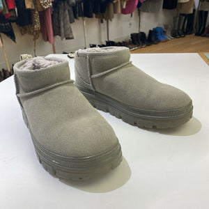 UGG Classic Ultra Mini Clear boots 7