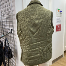Load image into Gallery viewer, Olsen quilted vest 10
