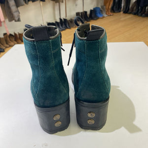 Fly London suede ankle boots 39