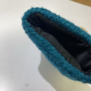 Slak wool muff w zipper pocket NWT O/S