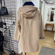 Load image into Gallery viewer, Draper James rain coat M

