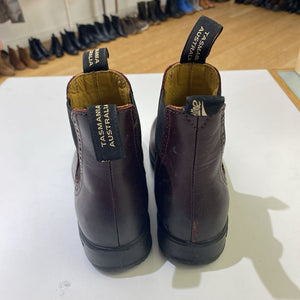 Blundstone Original 1352 Chelsea boots NWOT 6(US)