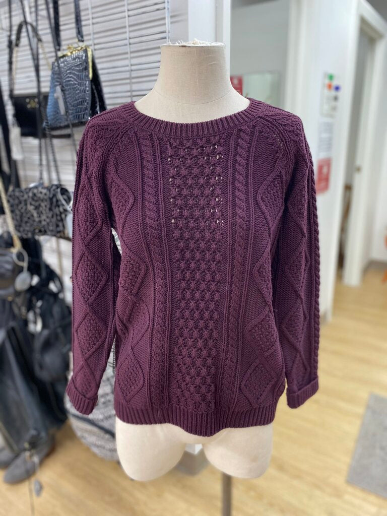 Gap cableknit cotton sweater S