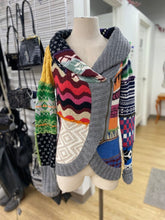 Load image into Gallery viewer, Desigual sweater M
