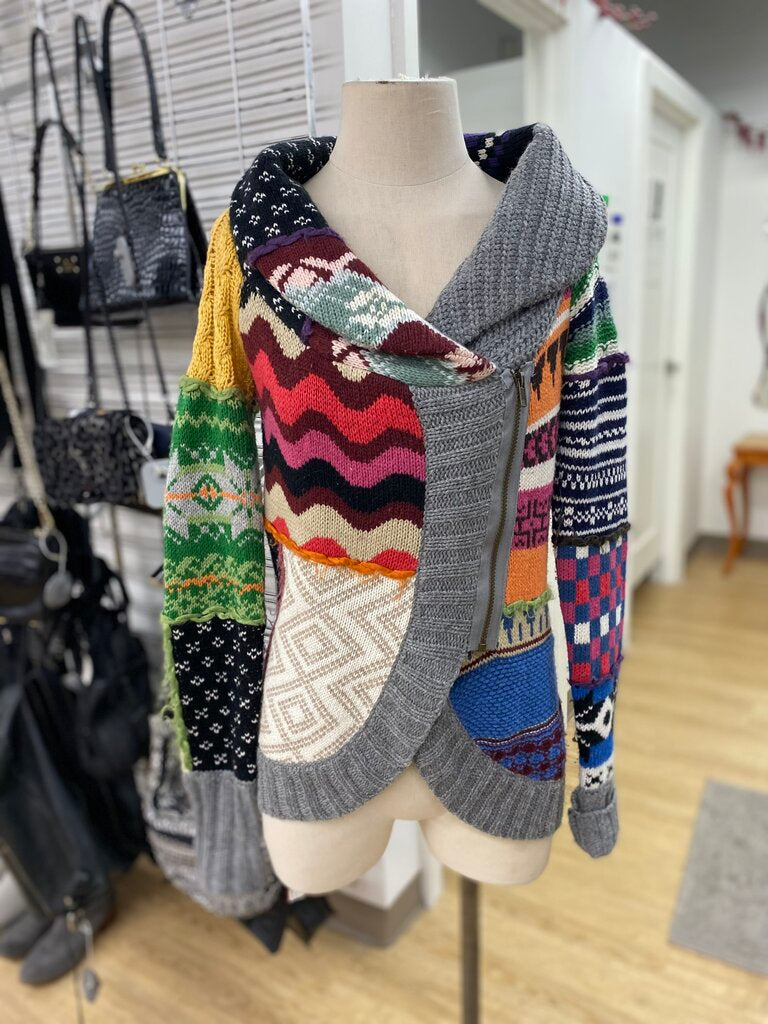 Desigual sweater M