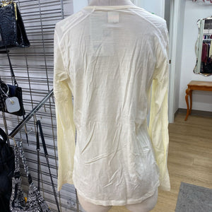 Icebreaker merino wool top NWT XL