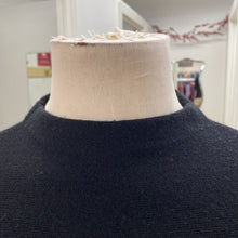 Load image into Gallery viewer, Club Monaco wool sweater S
