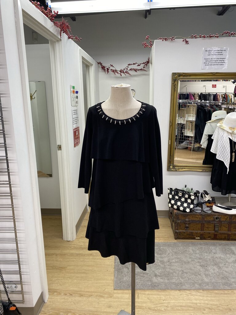 Rinascimento tiered ruffle dress L