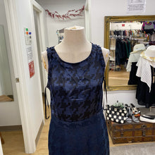 Load image into Gallery viewer, Banana Republic Mad Men Dress 10
