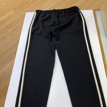 Load image into Gallery viewer, Vince pull on pants M
