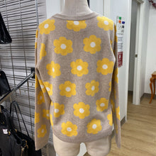 Load image into Gallery viewer, Cynthia Rowley floral sweater XL
