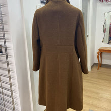 Load image into Gallery viewer, Boss lined alpaca coat 8
