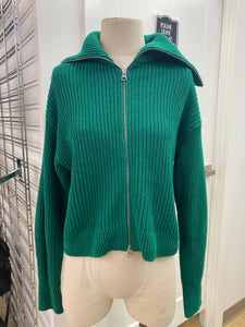 Everlane zip up sweater L