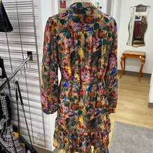 Load image into Gallery viewer, Icone floral dress M NWT
