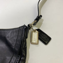 Load image into Gallery viewer, Coach handbag crossbody
