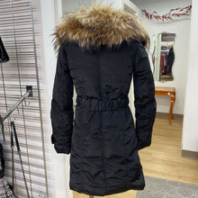 Load image into Gallery viewer, Rudsak down coat XS
