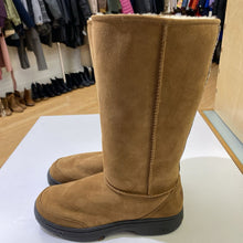 Load image into Gallery viewer, UGG Ultimate Tall Braid suede boots 9
