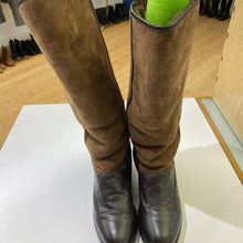 Load image into Gallery viewer, La Canadienne vintage shearling boots 9
