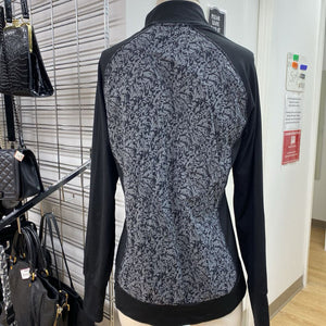 Adidas 1/4 zip pull over M