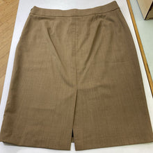 Load image into Gallery viewer, Banana Republic lined wool skirt 16
