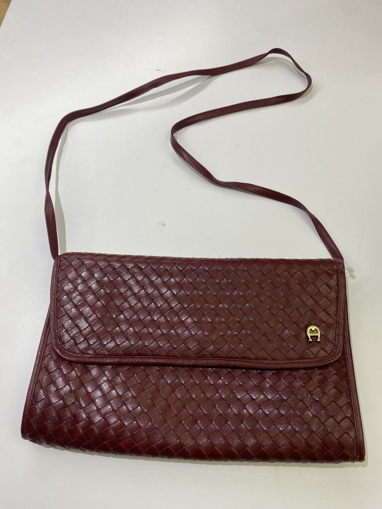 Etienne Aigner vintage leather handbag