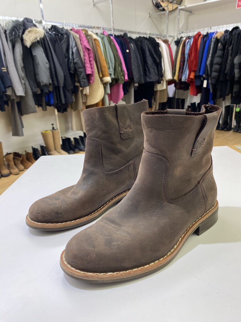 Roots pull on leather boots 7