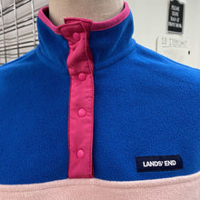 Load image into Gallery viewer, Lands End fleece sweater XS/S

