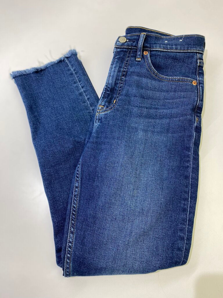Levis Vintage Slim High Rise jeans 4